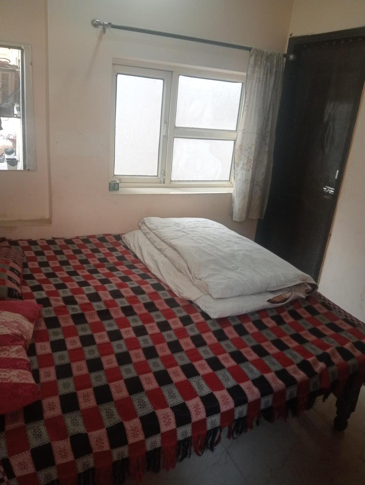 Ever Green Guest House Travel & Pg New Delhi Extérieur photo